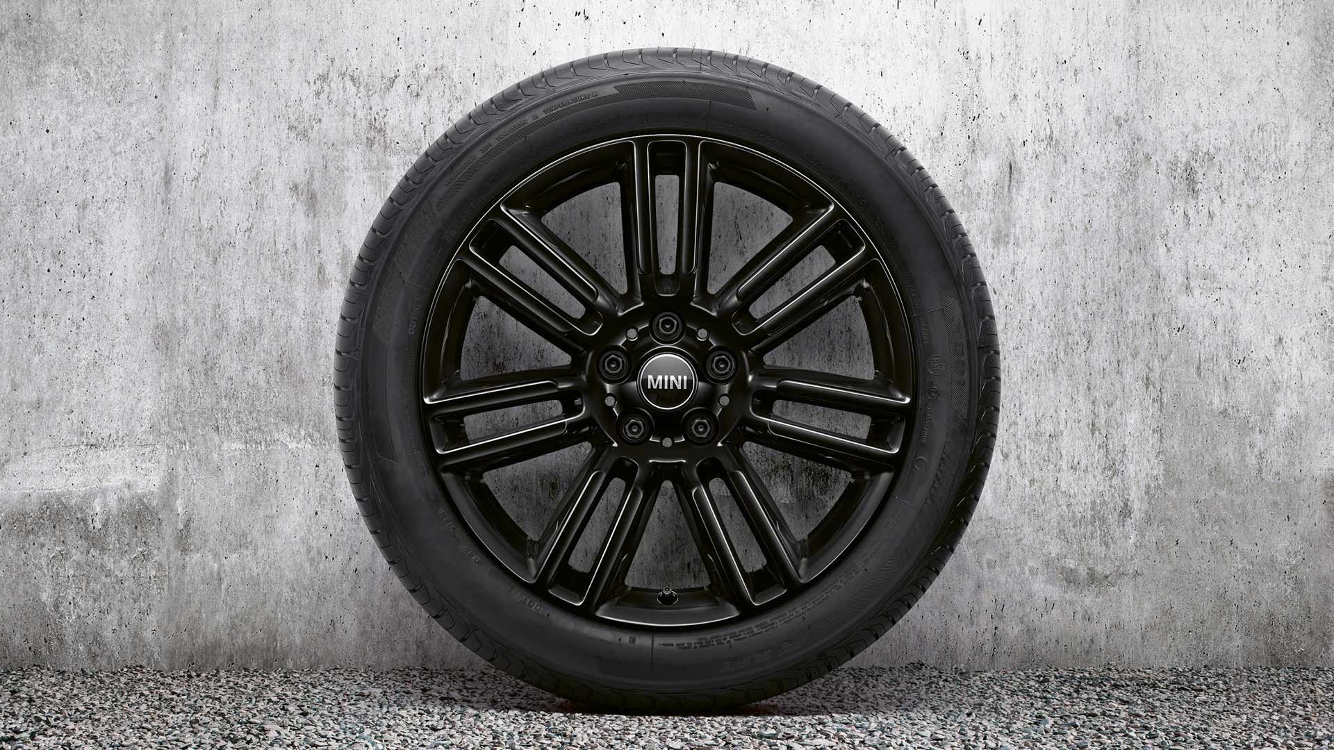 Príslušenstvo MINI – originálne kompletné letné kolesá mini – 18‘‘ MINI PAIR SPOKE